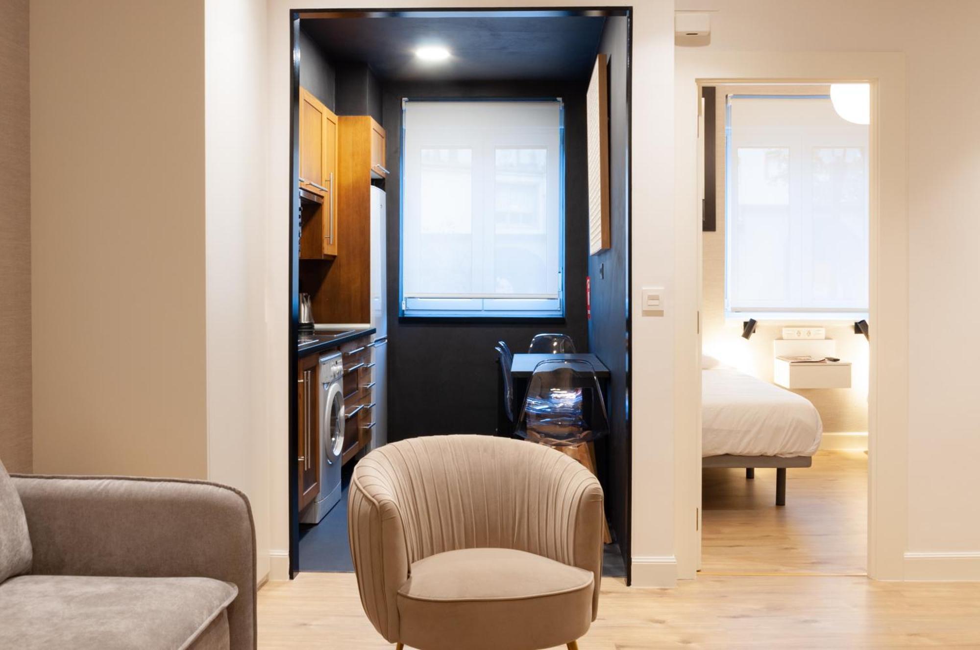 Vivienda Turistica En Bilbao La Vieja Con Wifi Y Parking Apartment Exterior photo