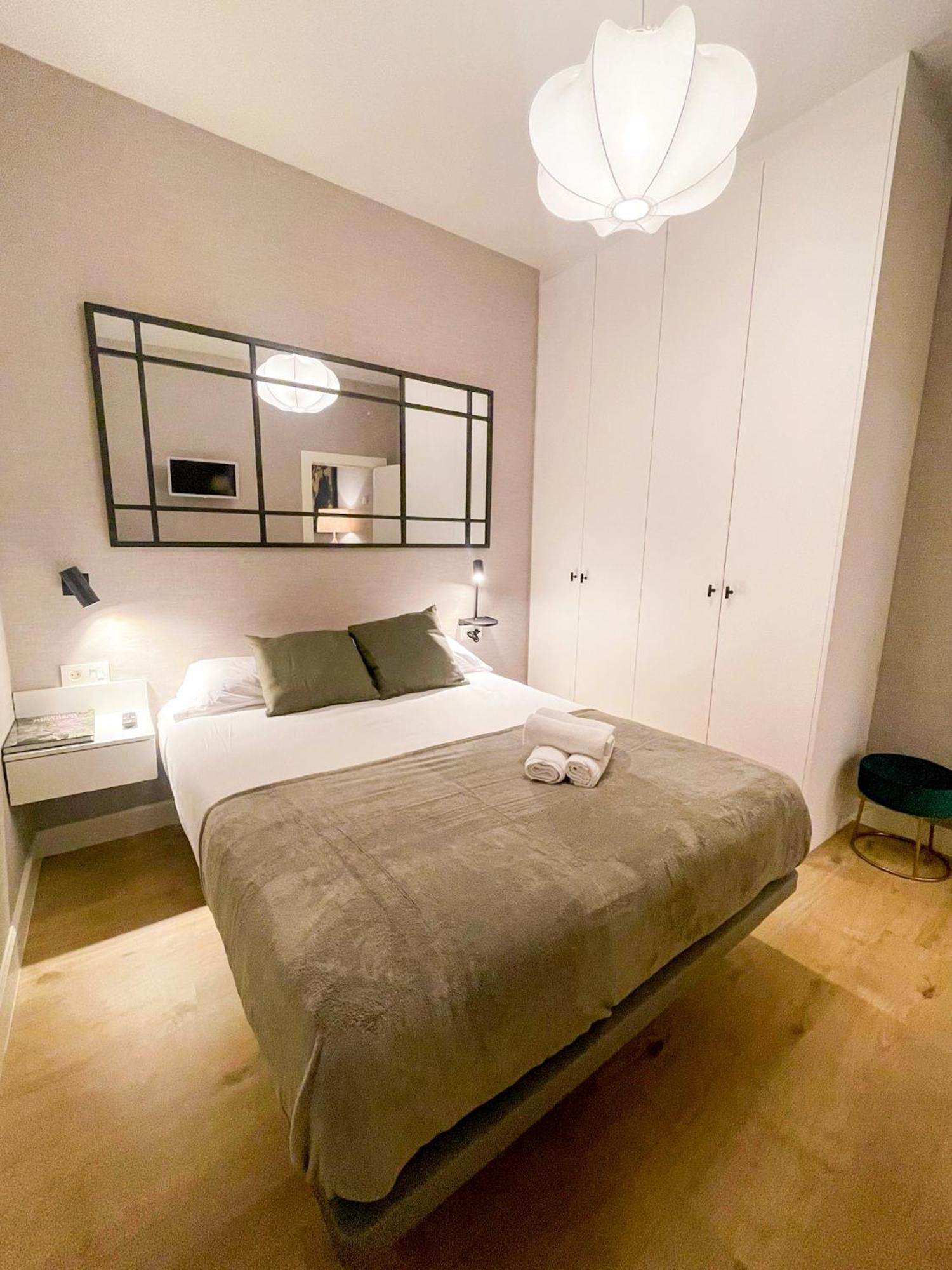 Vivienda Turistica En Bilbao La Vieja Con Wifi Y Parking Apartment Exterior photo